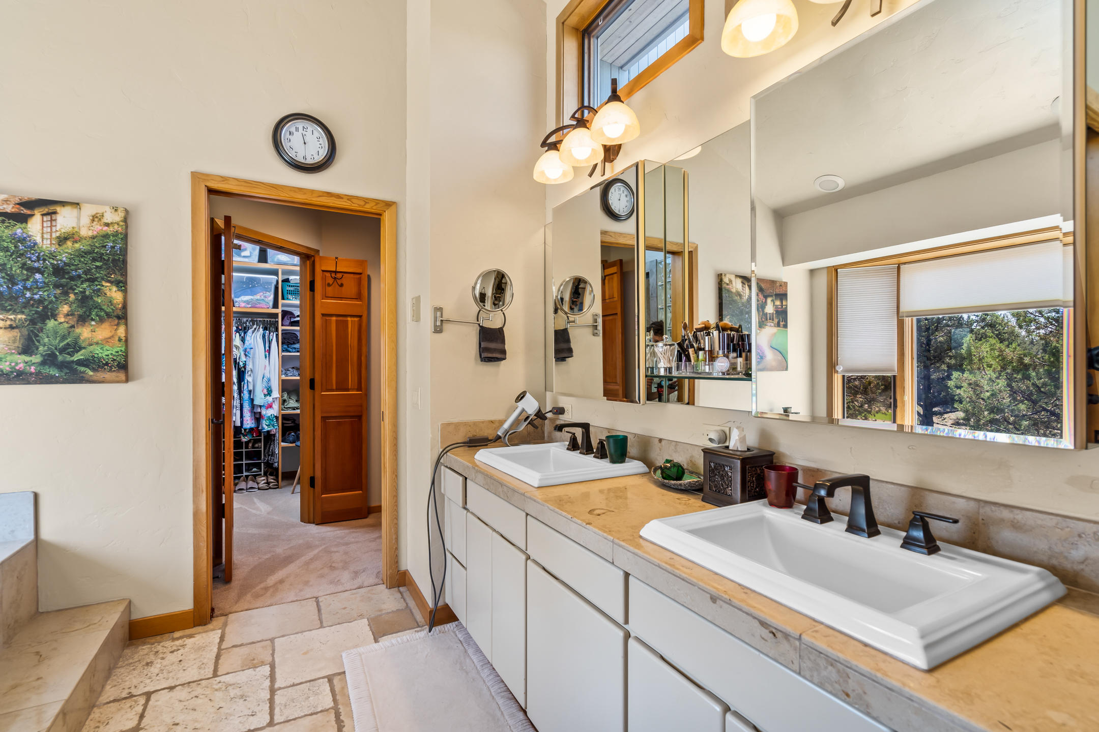 Lovestone Acres - Residential