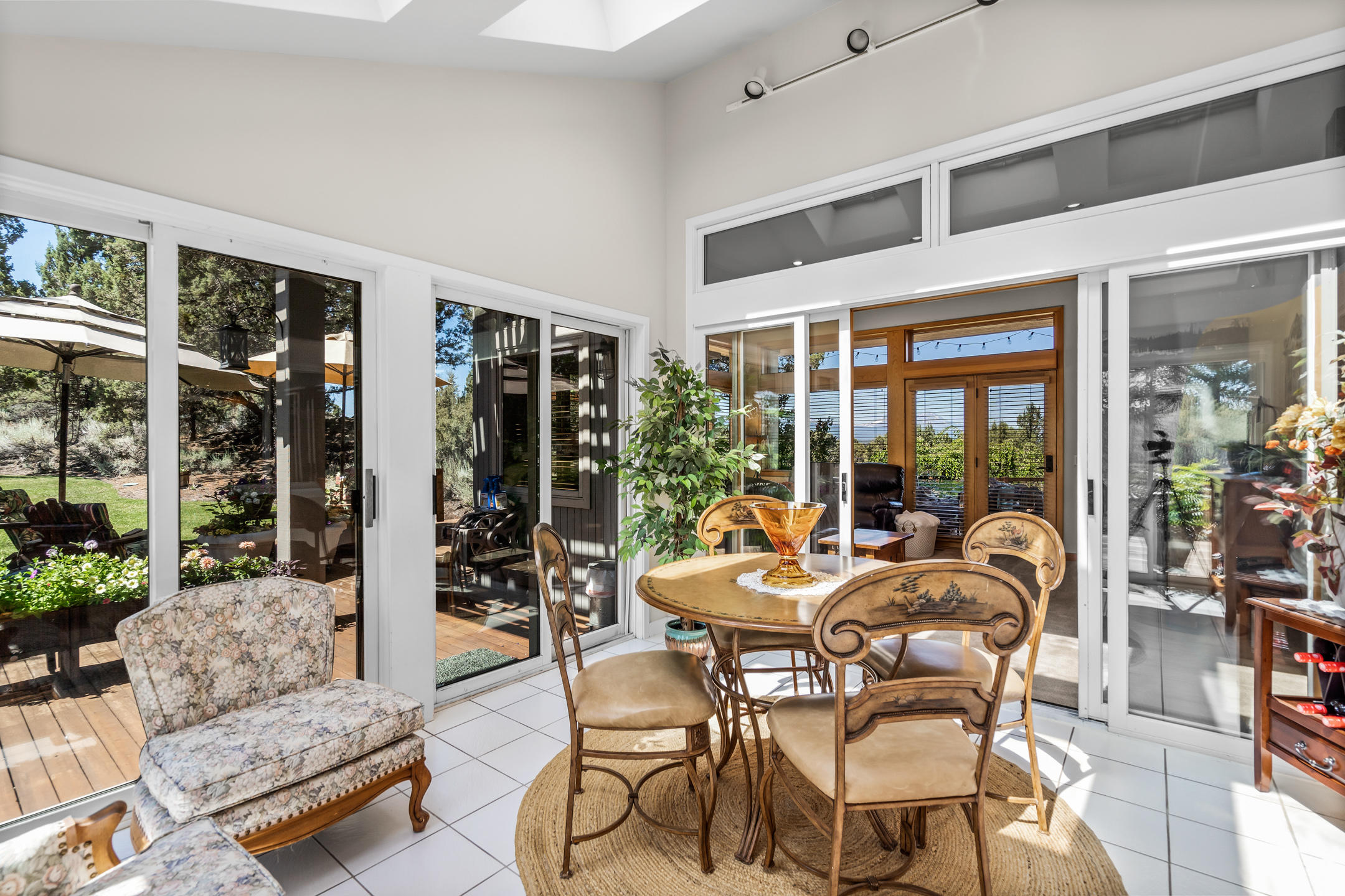 Lovestone Acres - Residential