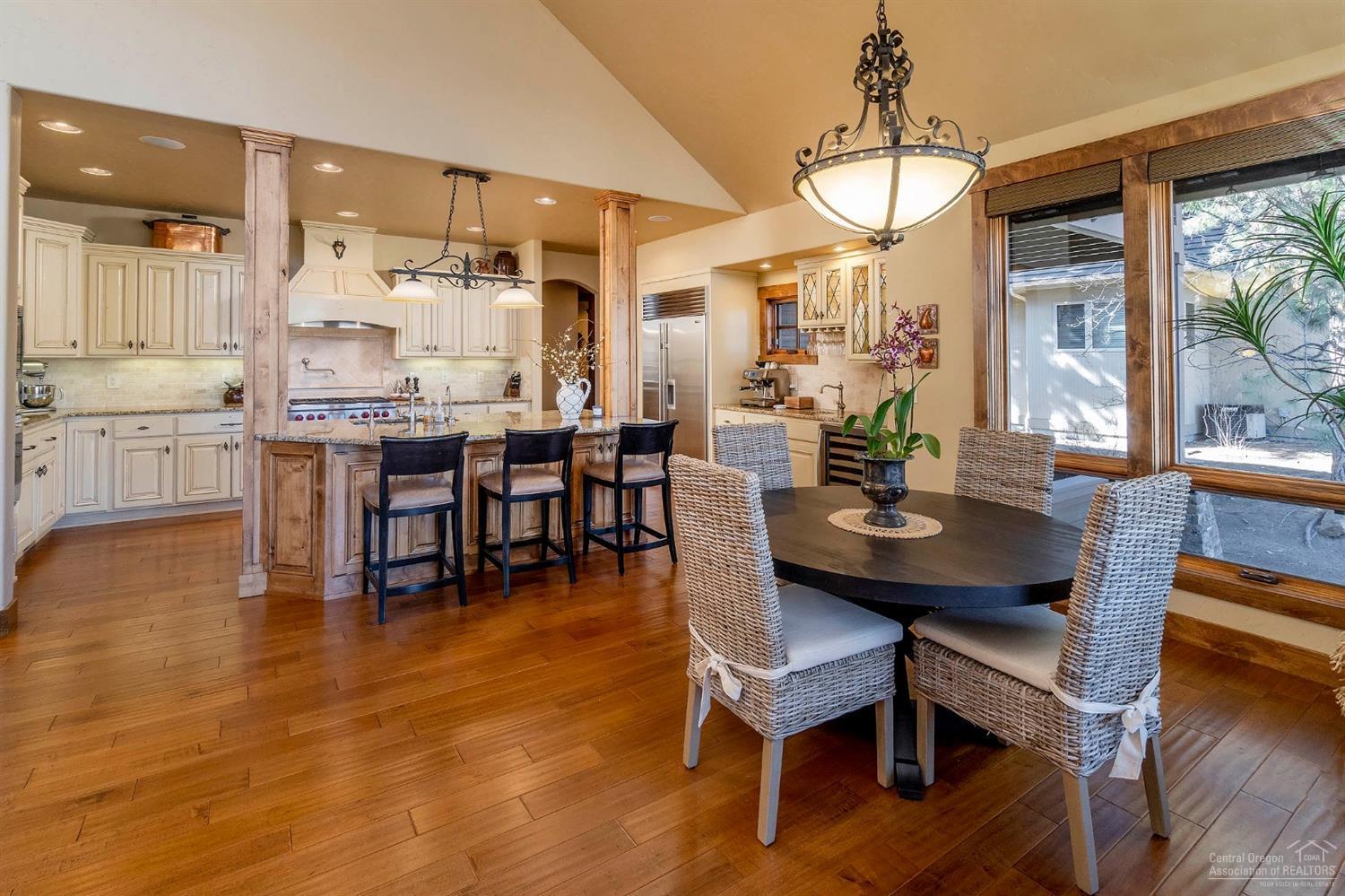 Broken Top - Residential