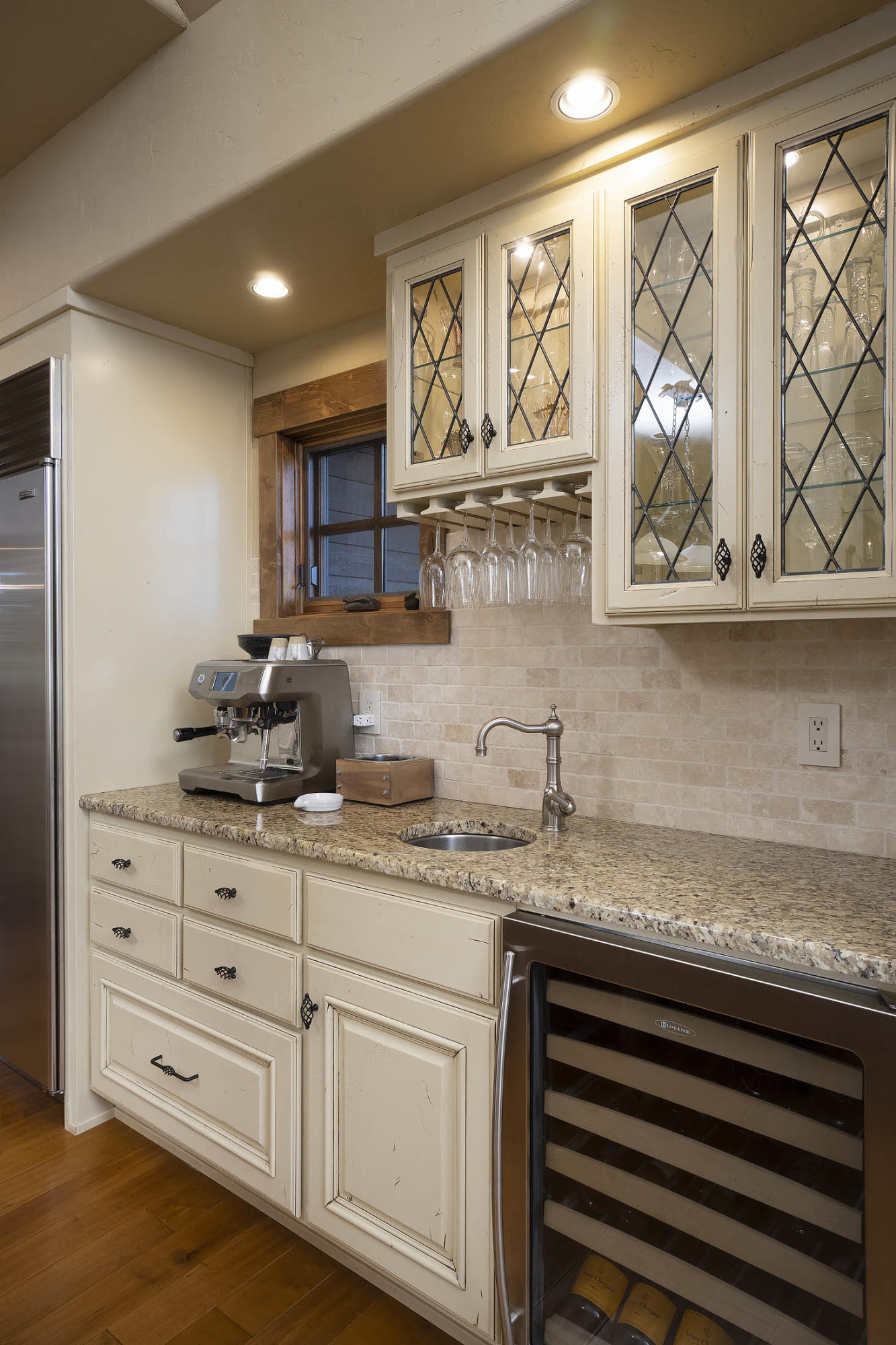 Broken Top - Residential