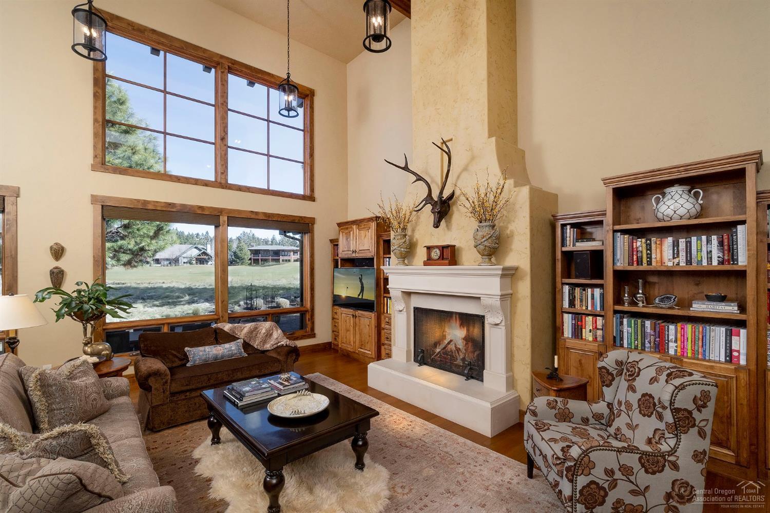 Broken Top - Residential