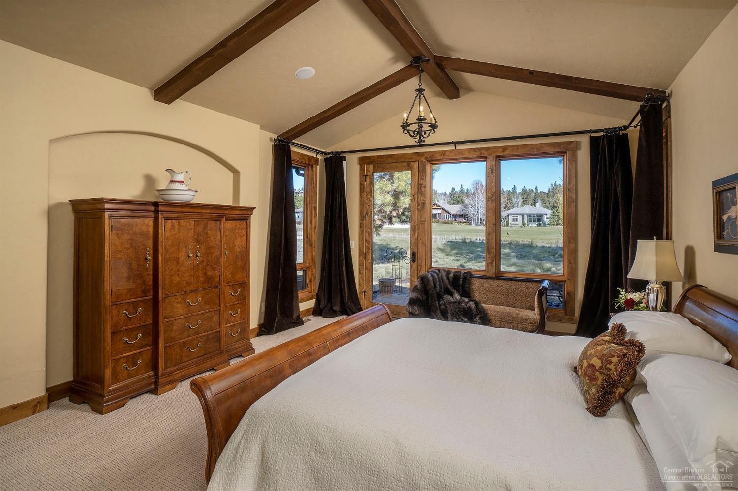 Broken Top - Residential