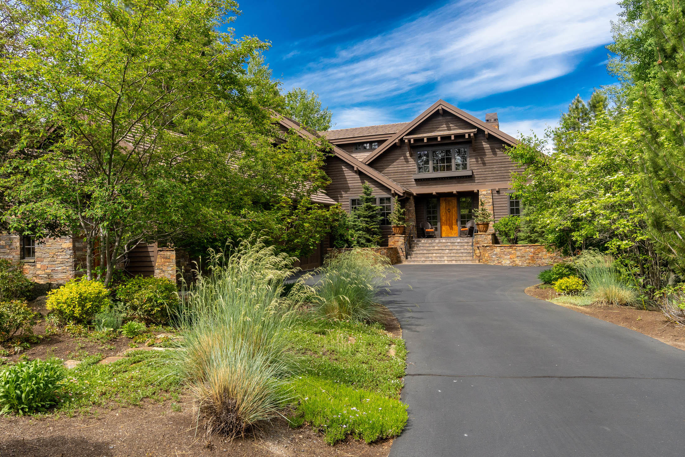 Broken Top - Residential