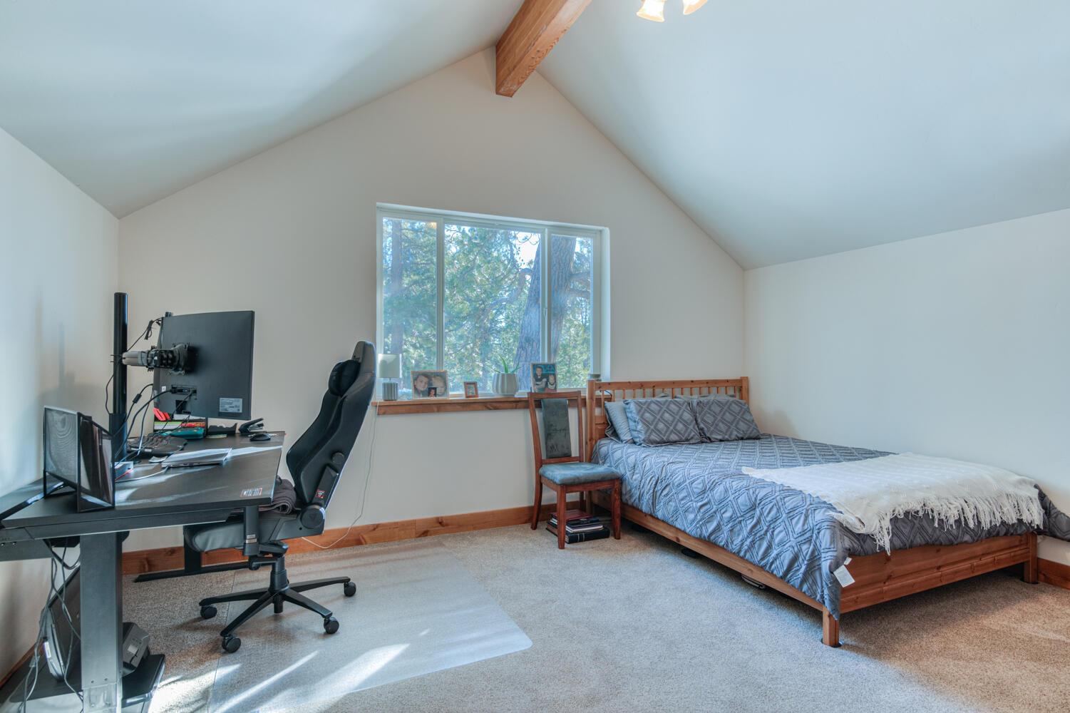 Fall River Estate - Residential