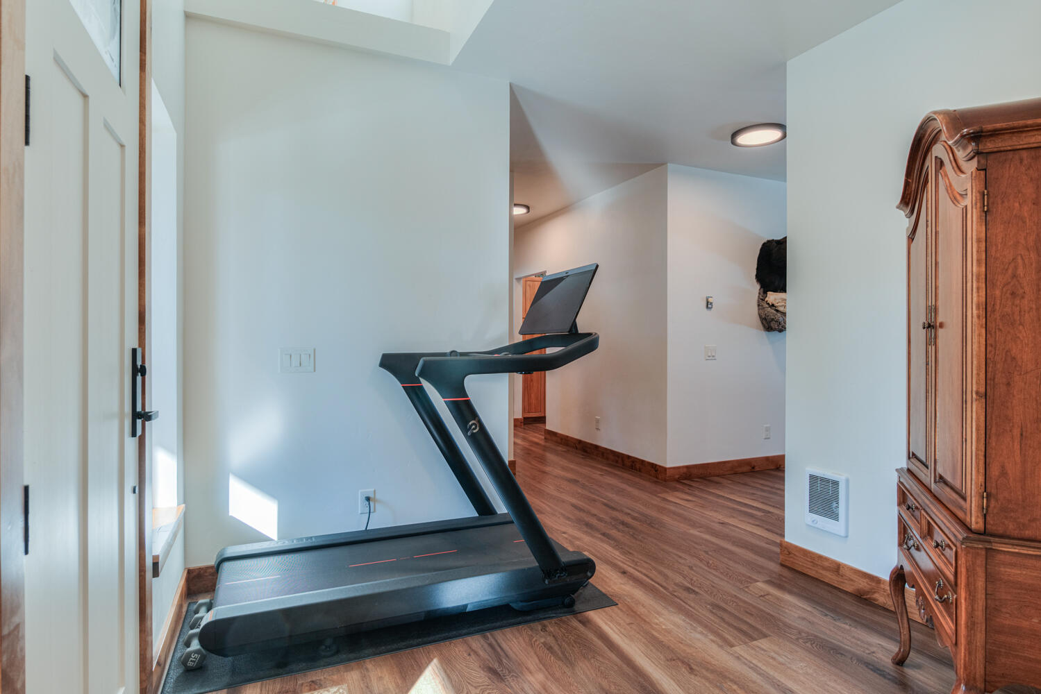 Fall River Estate - Residential