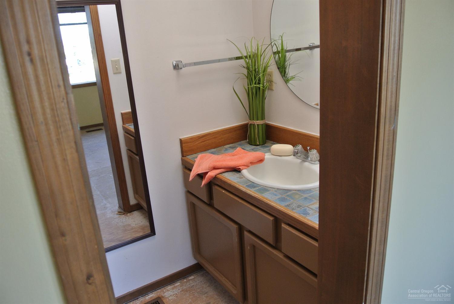 Madras Ranchos - Residential