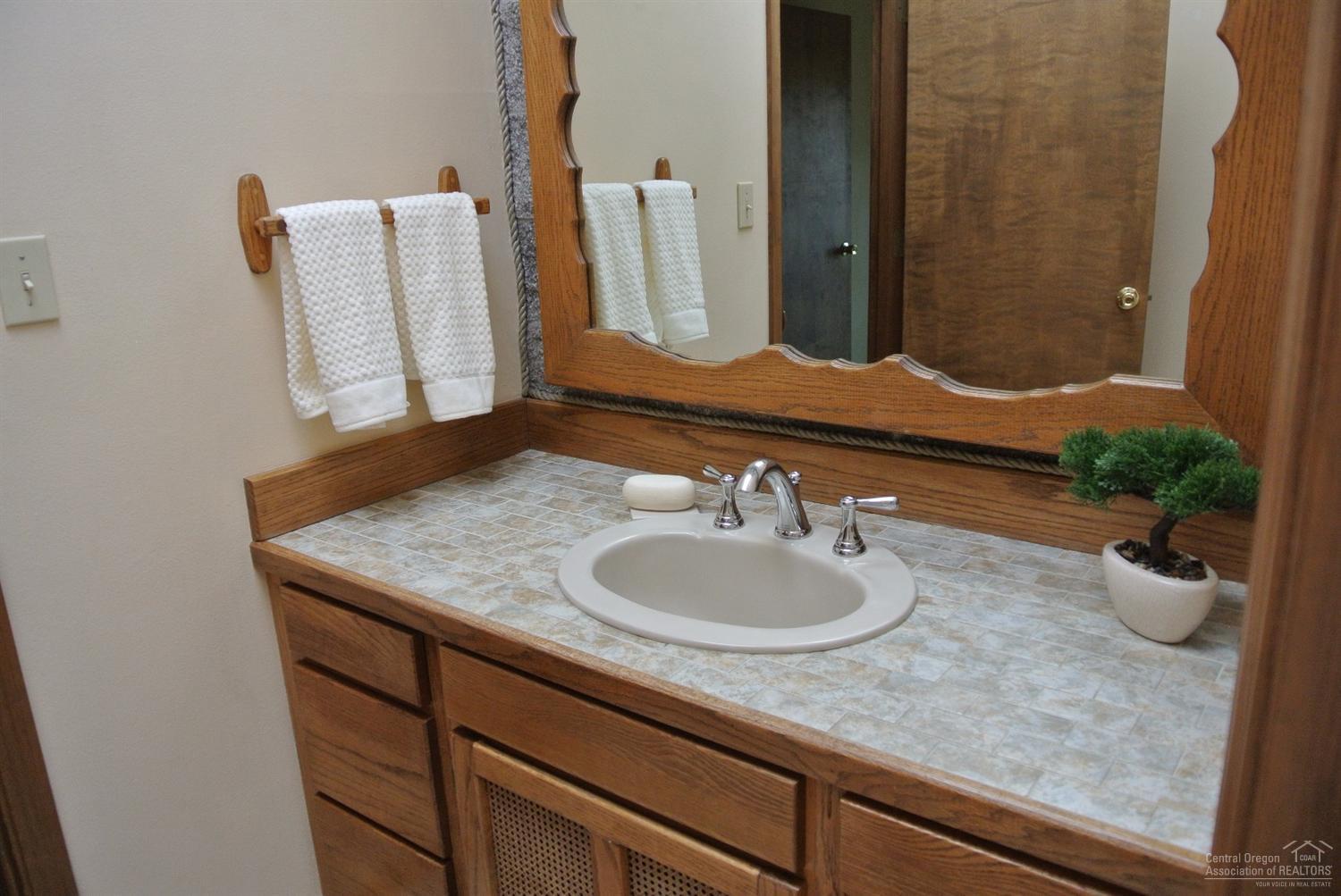 Madras Ranchos - Residential