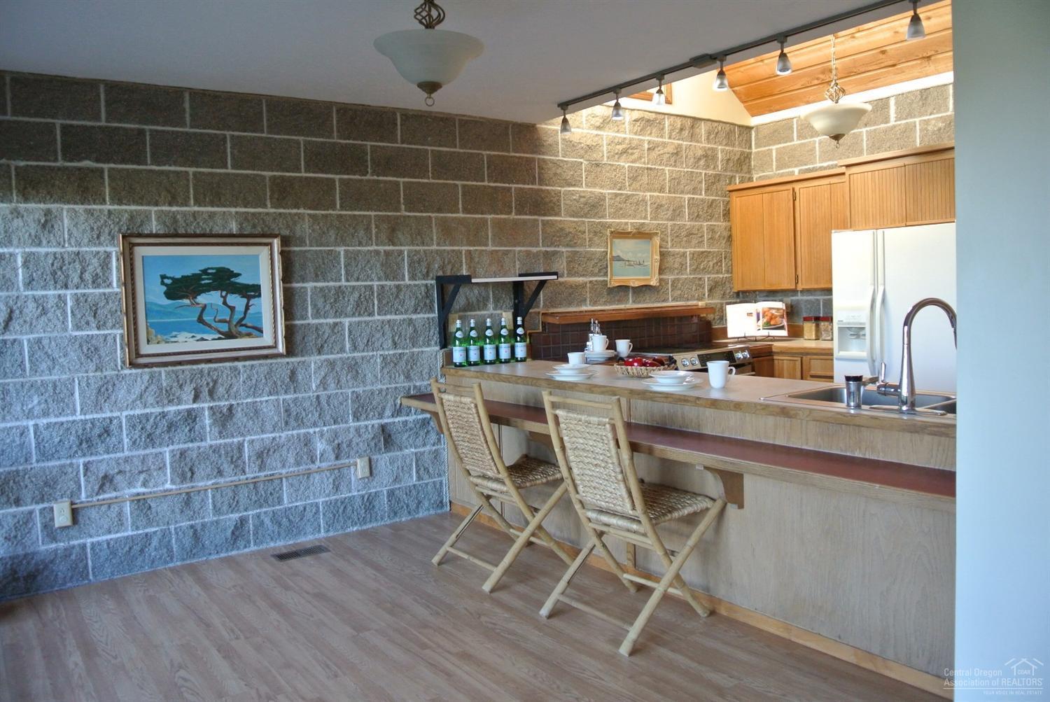 Madras Ranchos - Residential