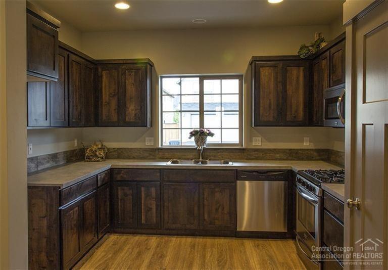 Parkway Village - Residential