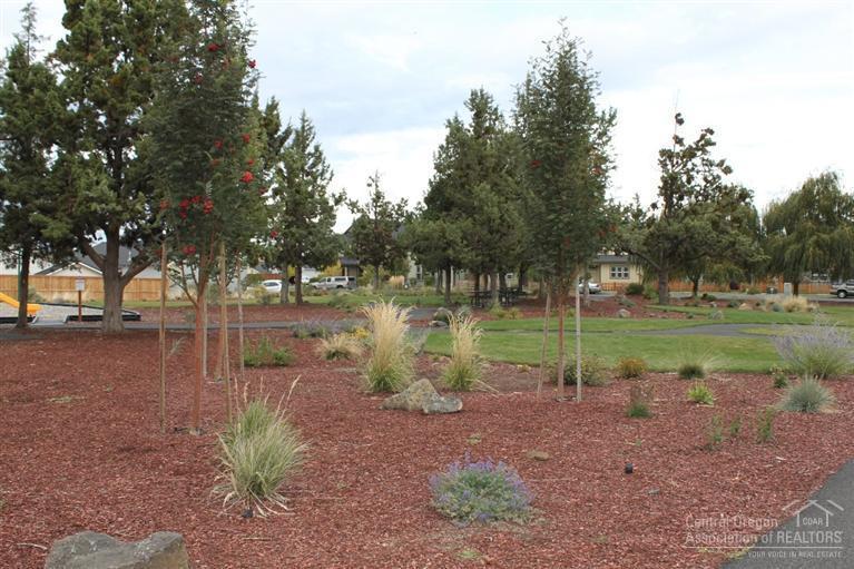 Parkway Village - Residential