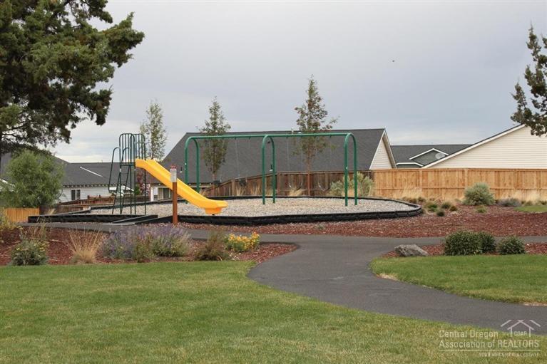 Parkway Village - Residential