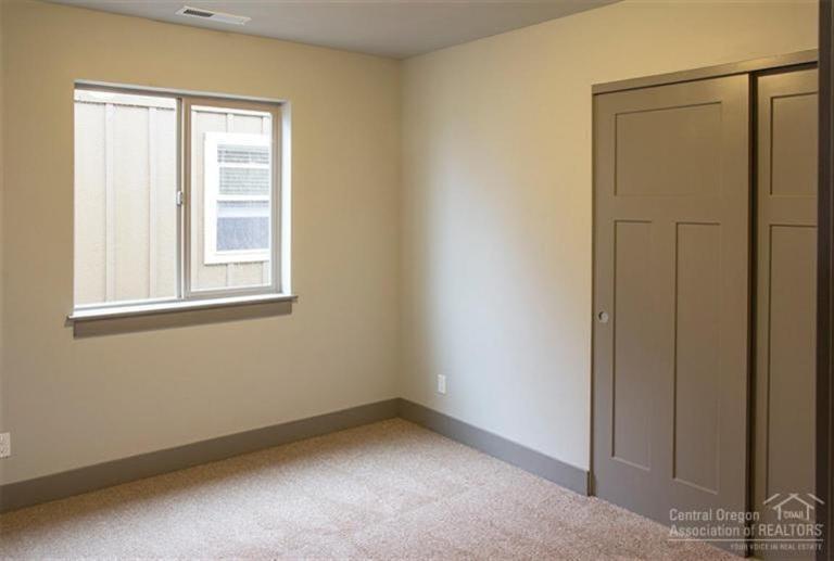 Parkway Village - Residential