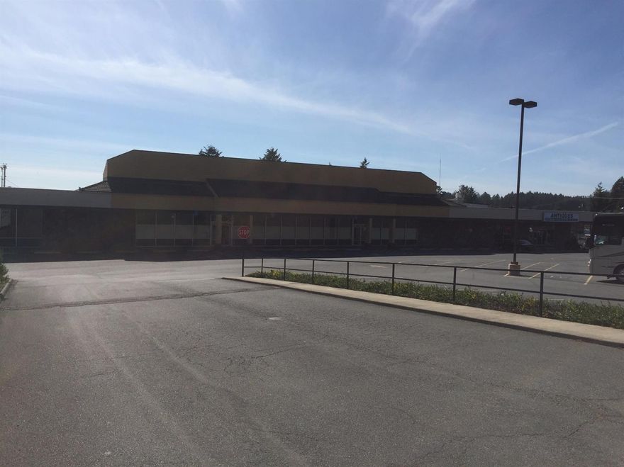 Investment property for sale. Well located long time local shopping center just off Hwy 101 in Brookings-Harbor. Shopping Center has a ~28k anchor space available, and is priced to allow a buyer time for lease up, and to produce a strong return once stabilized. Listing also includes tax lots 1900, 2000 and 2201, Country Assessor's map 41-13-04 CC.