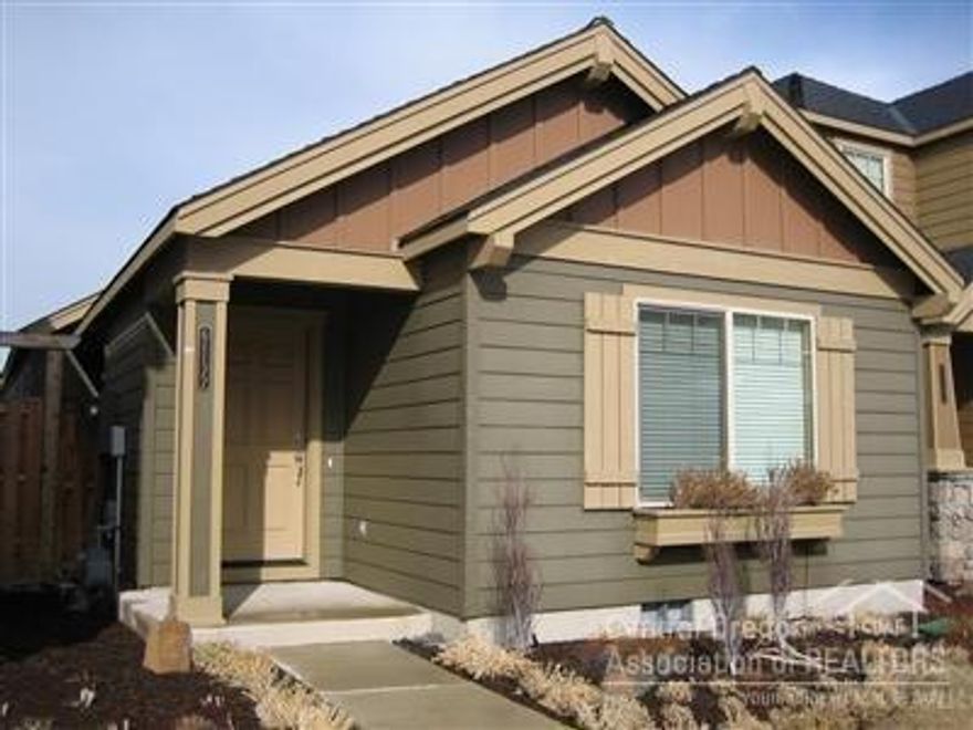 SINGLE LEVEL cottage in Sun Meadow. Great potential investment with a tenant in place until 9/1/15. No yard work to worry about with front yard maintenance provided by the HOA. This cozy home has a gas fireplace and all kitchen appliances are included. Large single car garage and you can park 2 cars in the driveway. Community pool and park nearby. Easy access to Jewell Elementary.