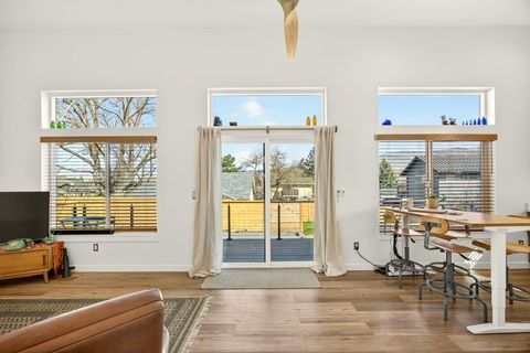 Tiny photo for 463 E Hersey Street, Ashland, OR 97520 (MLS # 220217715)