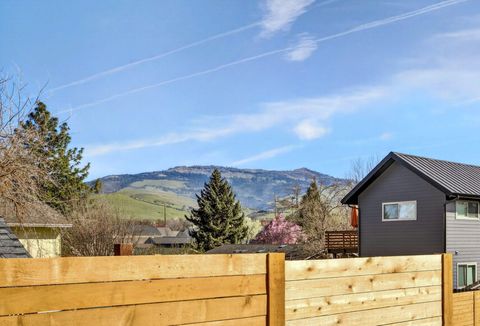 Tiny photo for 463 E Hersey Street, Ashland, OR 97520 (MLS # 220217715)