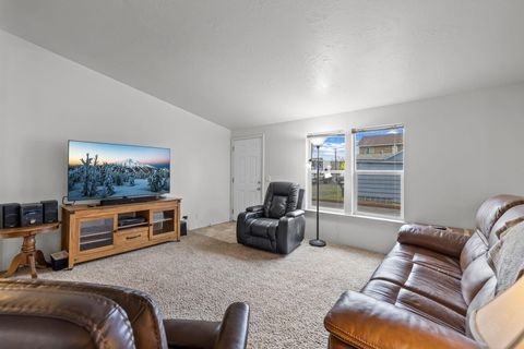 Tiny photo for 715 S Main Street, Prineville, OR 97754 (MLS # 220219161)