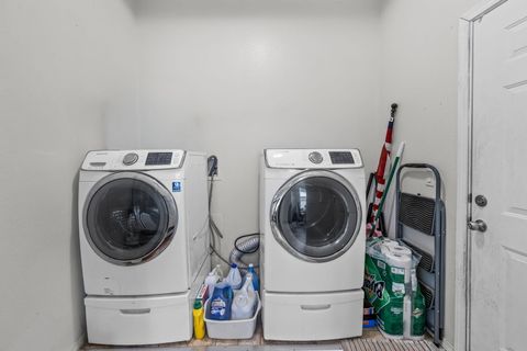 Tiny photo for 715 S Main Street, Prineville, OR 97754 (MLS # 220219161)