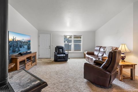Tiny photo for 715 S Main Street, Prineville, OR 97754 (MLS # 220219161)
