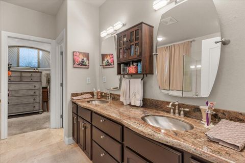 Tiny photo for 279 Robert Trent Jones Boulevard, Eagle Point, OR 97524 (MLS # 220215745)