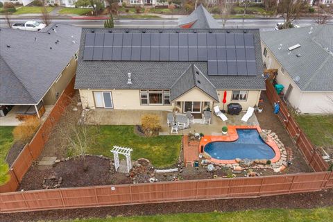 Tiny photo for 279 Robert Trent Jones Boulevard, Eagle Point, OR 97524 (MLS # 220215745)