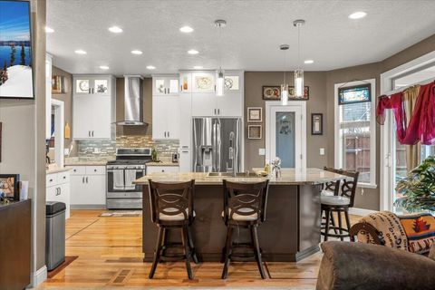 Tiny photo for 279 Robert Trent Jones Boulevard, Eagle Point, OR 97524 (MLS # 220215745)