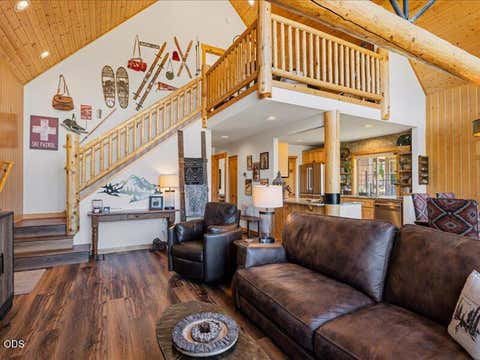 Tiny photo for 8685 Red Wing Lane, Redmond, OR 97756 (MLS # 220224518)