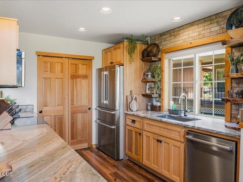 Tiny photo for 8685 Red Wing Lane, Redmond, OR 97756 (MLS # 220224518)