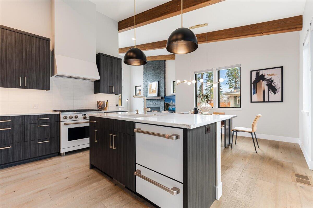 Discovery West Phase 3 - Residential