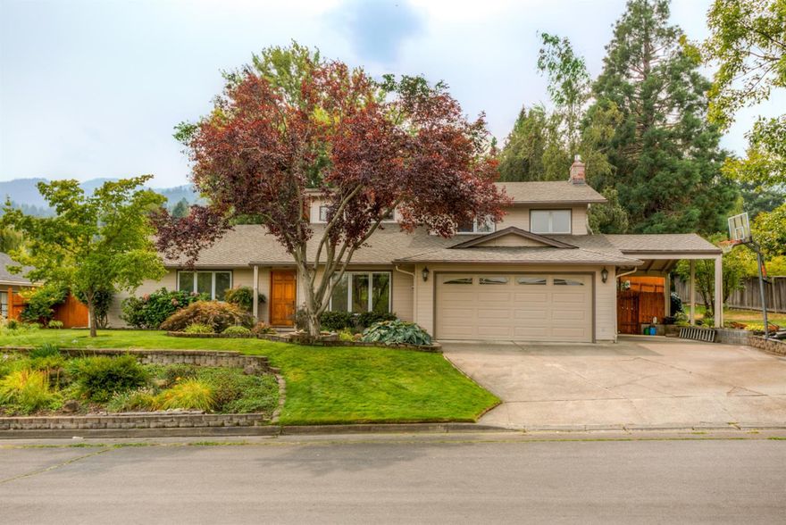 Immaculate, Mt. Ranch home on a very desirable and spacious lot overlooking the huge open space. The current owner had essentially taken the house down to the studs and then rebuilt it, adding an additional 1600 sq ft. It's quite spacious, boasts 3026 sq. ft. & has been beautifully remodeled over the years. It features a huge main level master suite with a jetted tub, tiled bathroom and great natural light. Secondary bedroom and bathroom are also on the main level and would work well as a secondary master or an at home office. The home has been retrofitted to accommodate a wheelchair and provides great versatility if desired. Upstairs you will find an additional 3 bedrooms. Soaring ceiling, RV parking, mature landscaping, garden areas, lawn & more. Durable tile & laminate flooring make this a family and pet friendly home. Don't miss this opportunity to own this lovely home in a great cul-de-sac location in one of the most sought after Ashland neighborhoods.