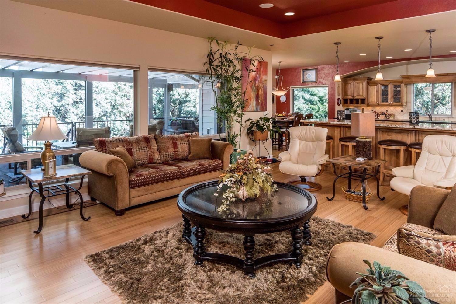 Eagle Crest - Residential