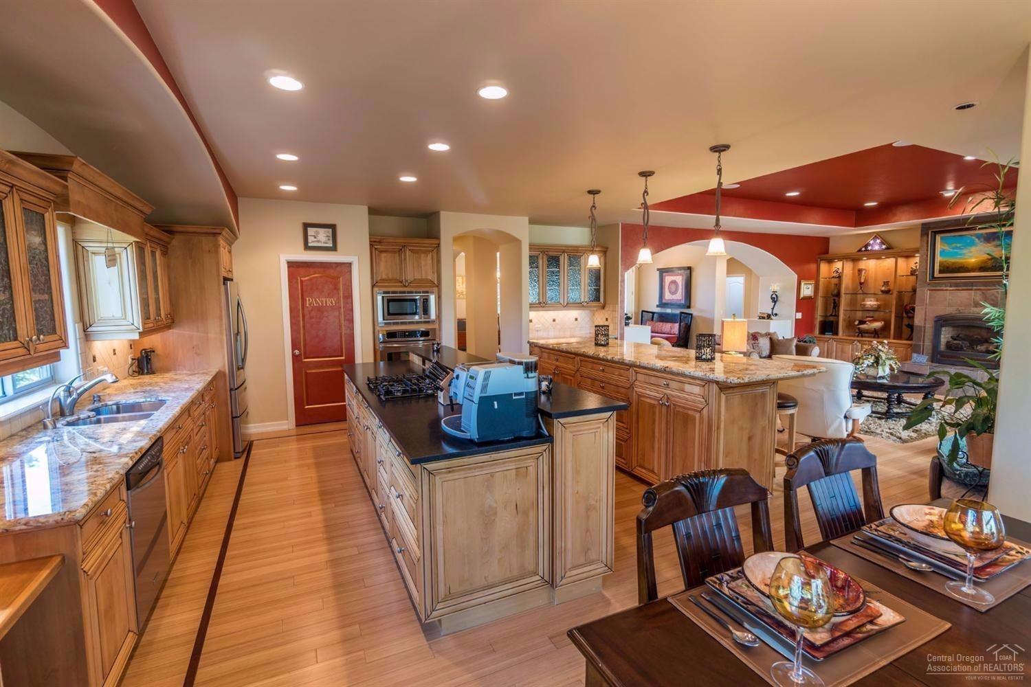 Eagle Crest - Residential
