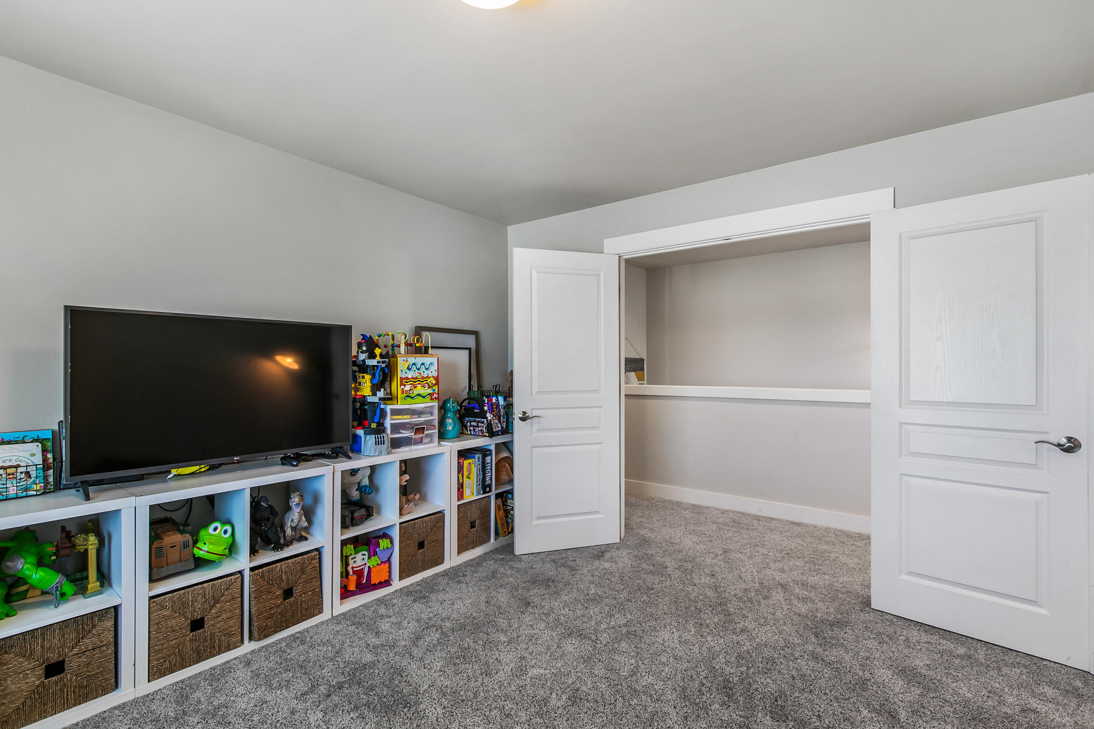 Traditions East - Residential