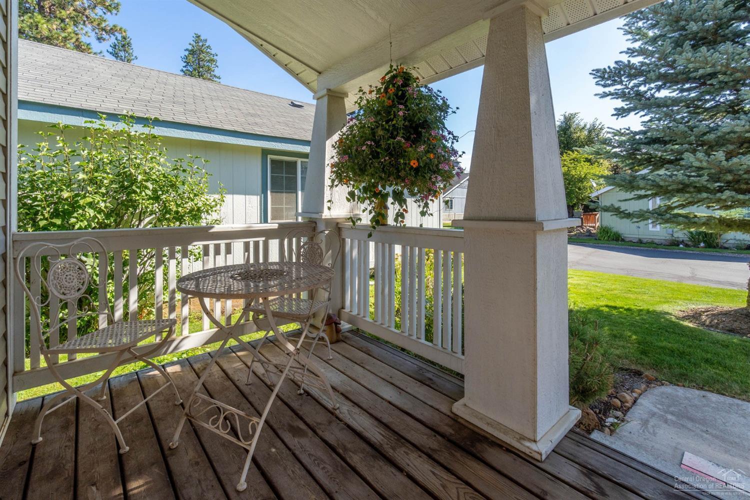 Pines At Sisters - Residential