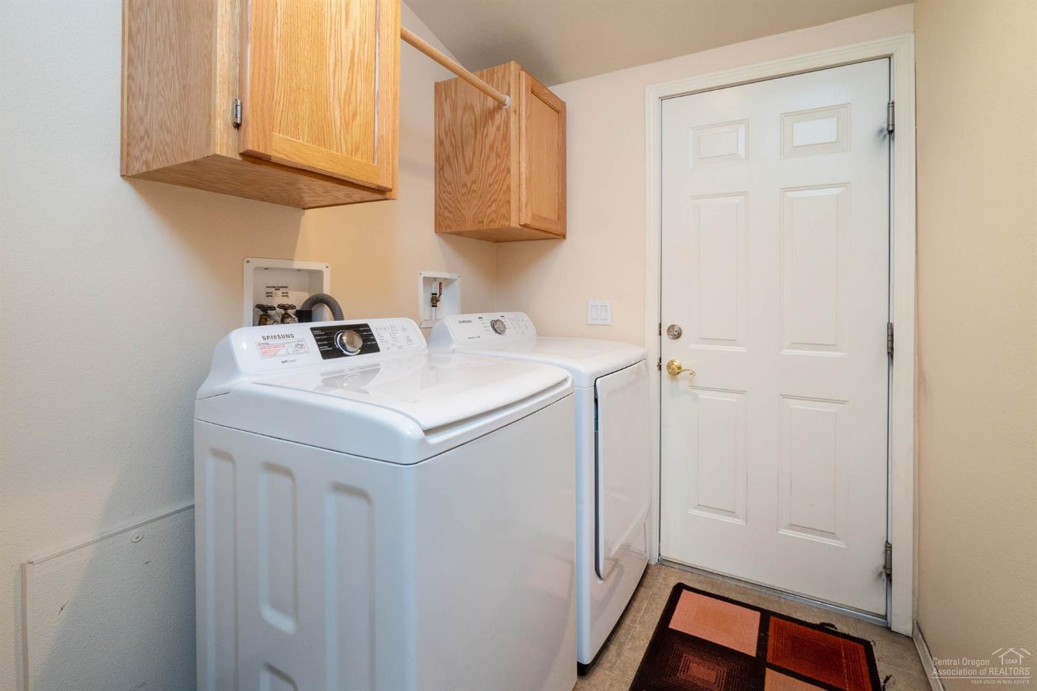 Pines At Sisters - Residential