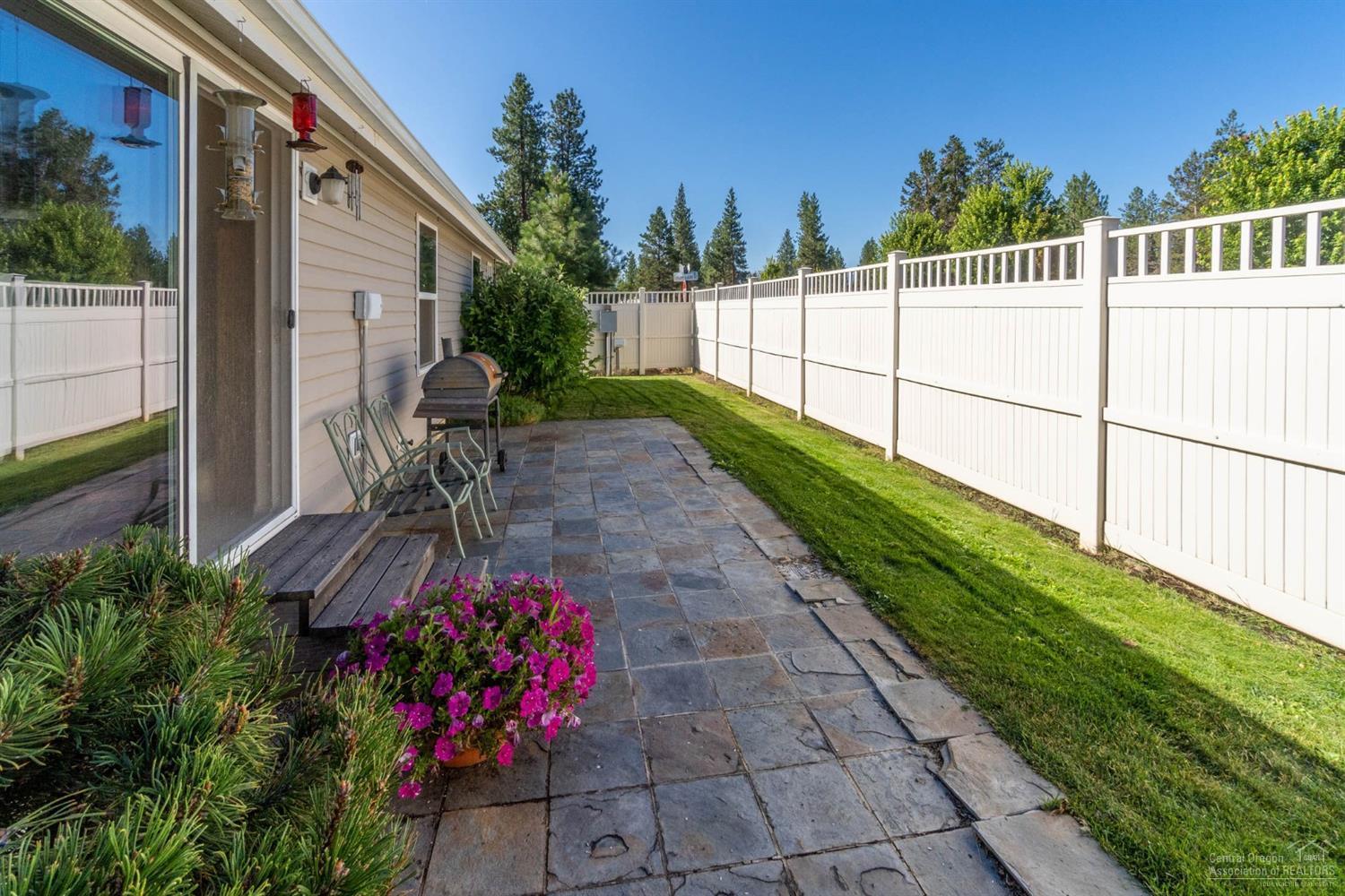 Pines At Sisters - Residential