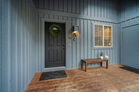 Tiny photo for 18016 Camas Lane #5, Sunriver, OR 97707 (MLS # 220219963)