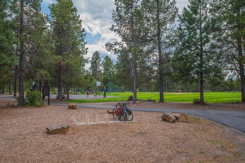 Tiny photo for 18016 Camas Lane #5, Sunriver, OR 97707 (MLS # 220219963)