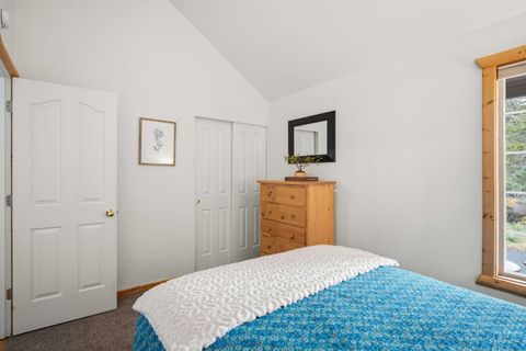 Tiny photo for 18016 Camas Lane #5, Sunriver, OR 97707 (MLS # 220219963)