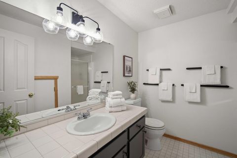 Tiny photo for 18016 Camas Lane #5, Sunriver, OR 97707 (MLS # 220219963)