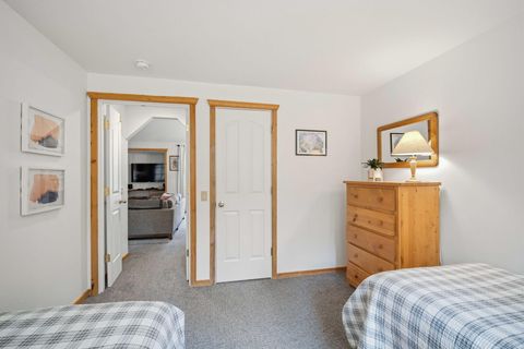 Tiny photo for 18016 Camas Lane #5, Sunriver, OR 97707 (MLS # 220219963)