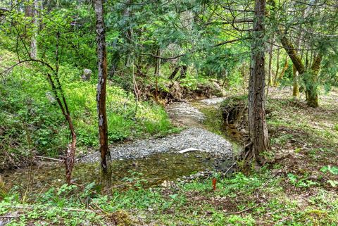 Tiny photo for 9105 W Evans Creek Road, Rogue River, OR 97537 (MLS # 220219777)