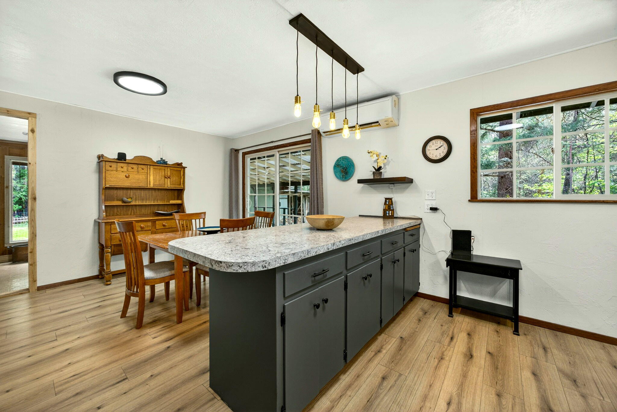 9105 W Evans Creek Road