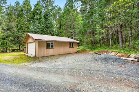 Tiny photo for 9105 W Evans Creek Road, Rogue River, OR 97537 (MLS # 220219777)