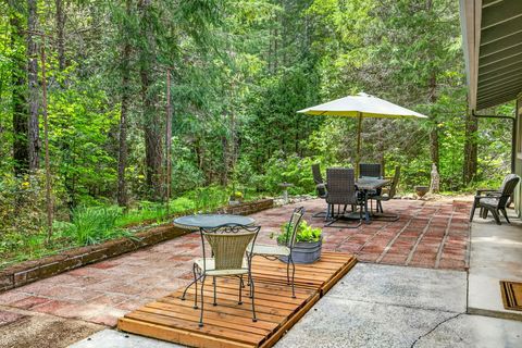 Tiny photo for 9105 W Evans Creek Road, Rogue River, OR 97537 (MLS # 220219777)