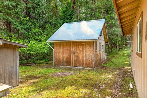 Tiny photo for 9105 W Evans Creek Road, Rogue River, OR 97537 (MLS # 220219777)