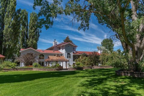 Tiny photo for 59047 Old Lake Road, Christmas Valley, OR 97641 (MLS # 220217220)