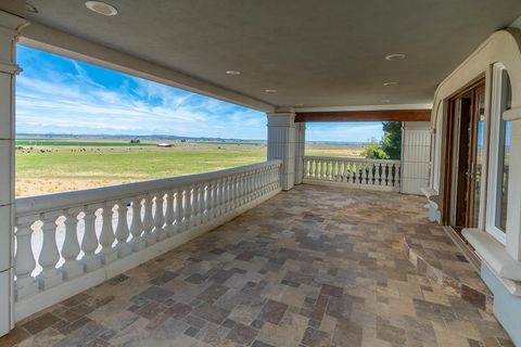 Tiny photo for 59047 Old Lake Road, Christmas Valley, OR 97641 (MLS # 220217220)