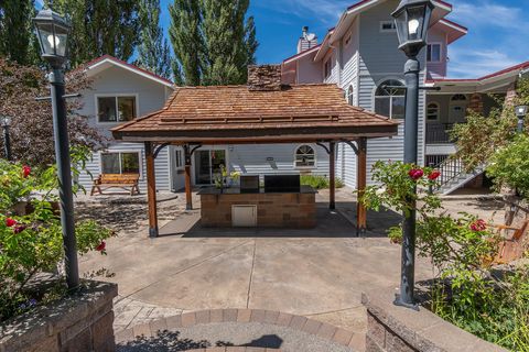 Tiny photo for 59047 Old Lake Road, Christmas Valley, OR 97641 (MLS # 220217220)