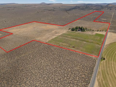 Tiny photo for 59047 Old Lake Road, Christmas Valley, OR 97641 (MLS # 220217220)